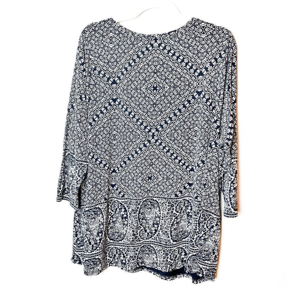 Lucky Brand Women’s Plus Black/White Paisley Blouse Top Size 2X NWOT - Picture 4 of 4